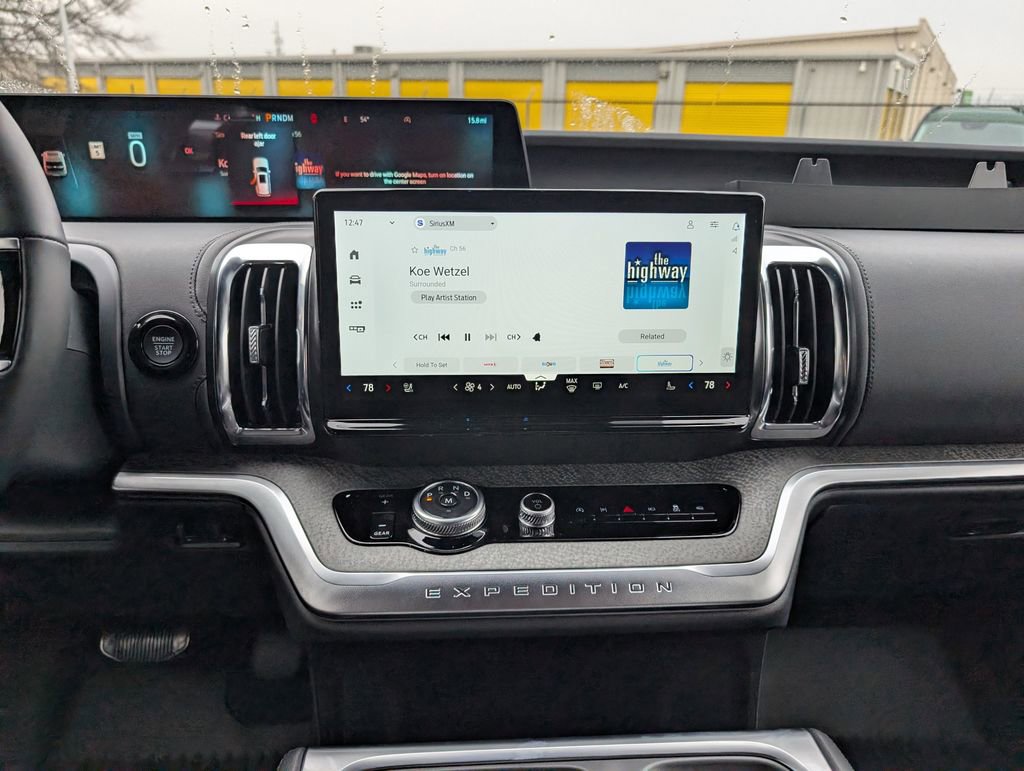 New 2026 Ford Expedition Tremor image 13