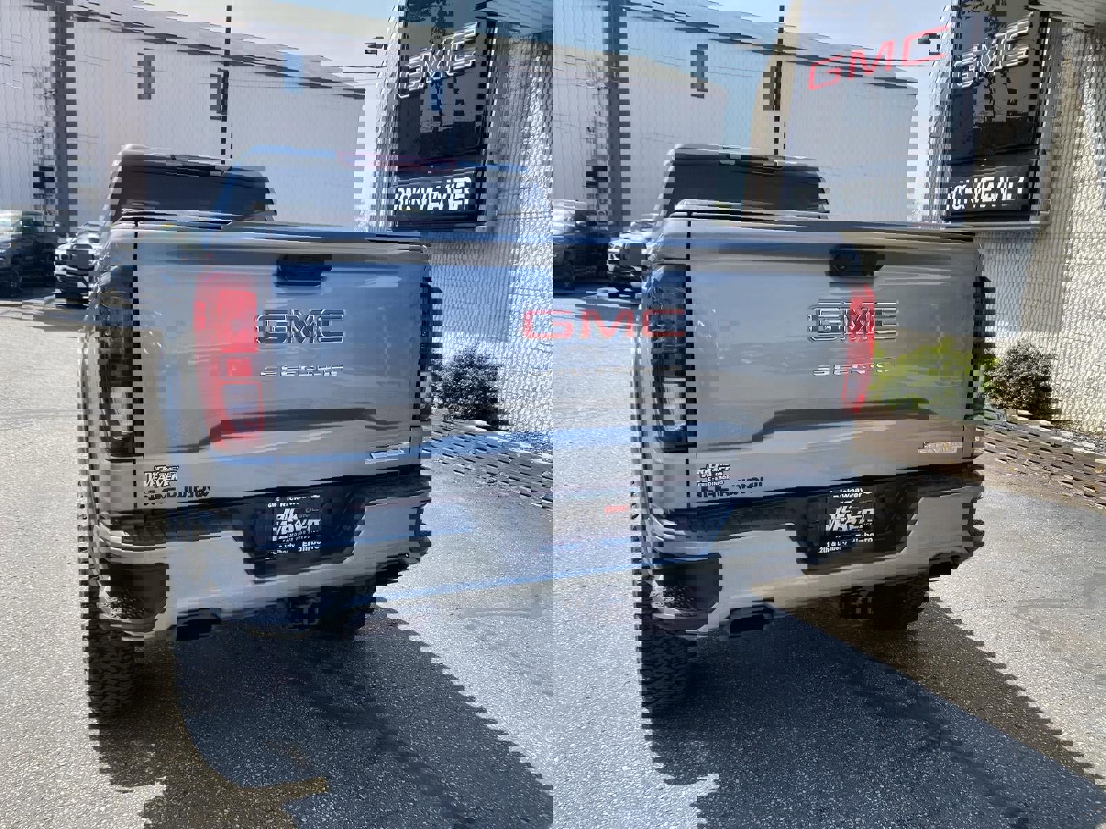 Used 2023 GMC Sierra 1500 Elevation AWD/4WD image 8