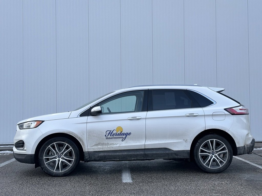 Used 2020 Ford Edge Titanium image 2