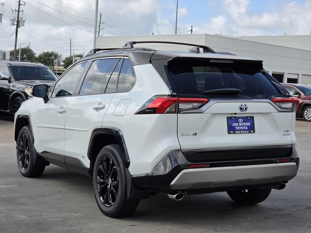 Used 2023 Toyota RAV4 XSE AWD/4WD image 7