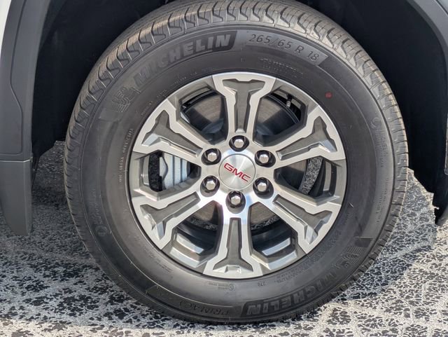 Used 2025 GMC Sierra 1500 SLE w/ Preferred Package image 13