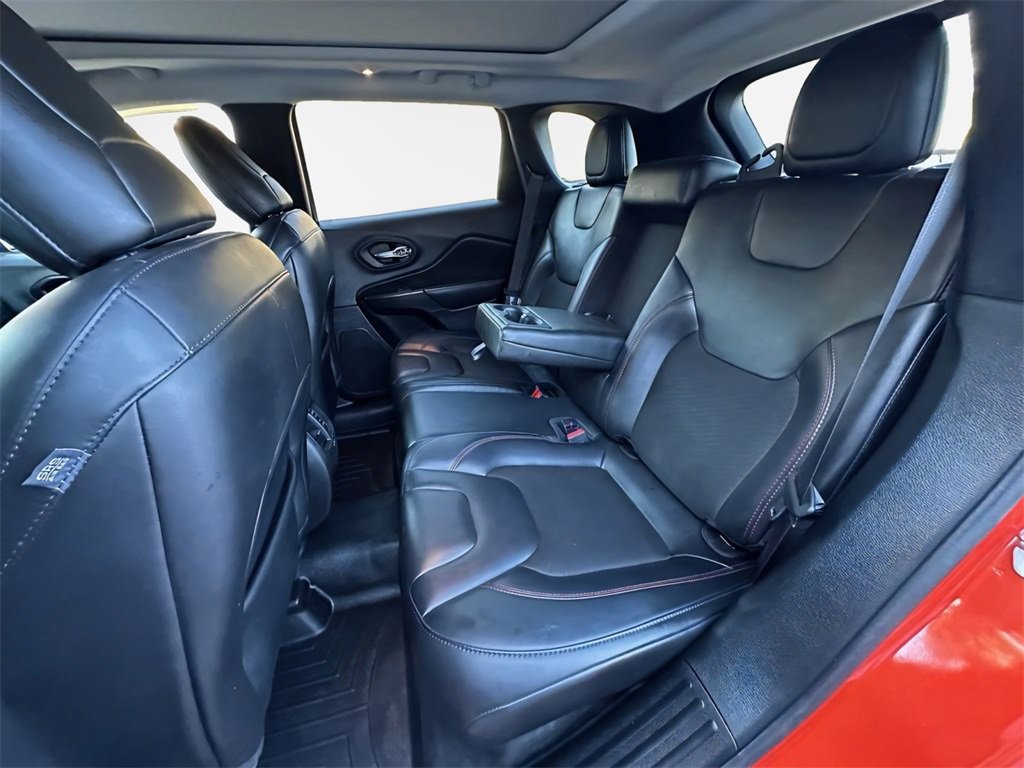 Certified 2021 Jeep Cherokee Trailhawk w/ Sun, Sound & Nav Group image 24