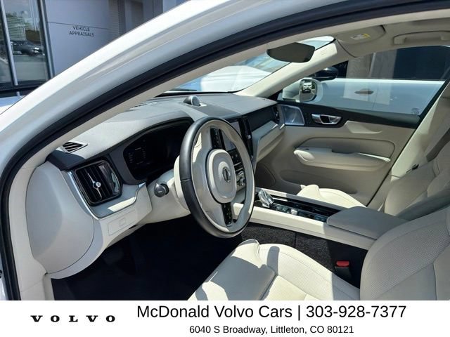 Used 2023 Volvo XC60 B5 Ultimate w/ Climate Package AWD/4WD image 6