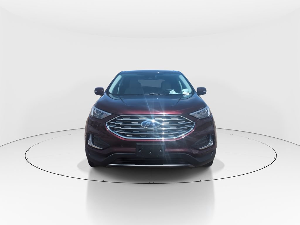 Used 2024 Ford Edge Titanium AWD/4WD image 3