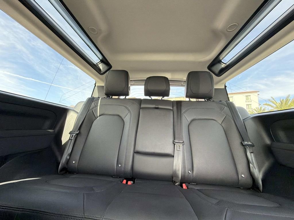 Used 2023 Land Rover Defender 90 S AWD/4WD image 11