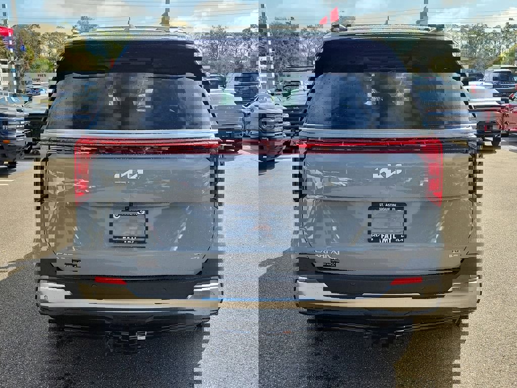 New 2026 Kia Carnival SX image 5