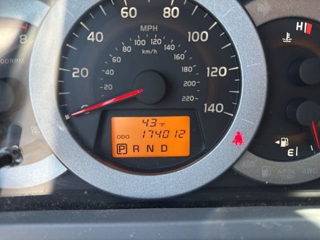 Used 2012 Toyota RAV4 4WD image 12