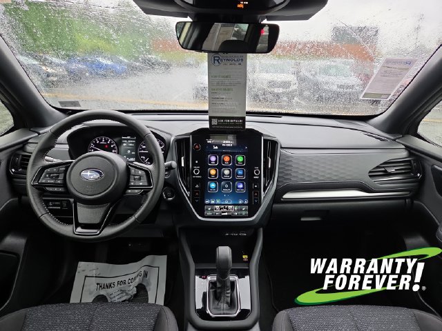 Used 2025 Subaru Forester Premium AWD/4WD image 10