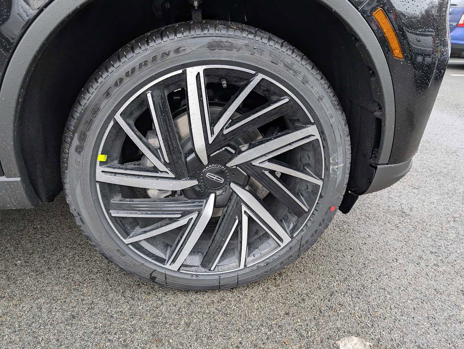 New 2026 Lincoln Aviator Reserve image 3