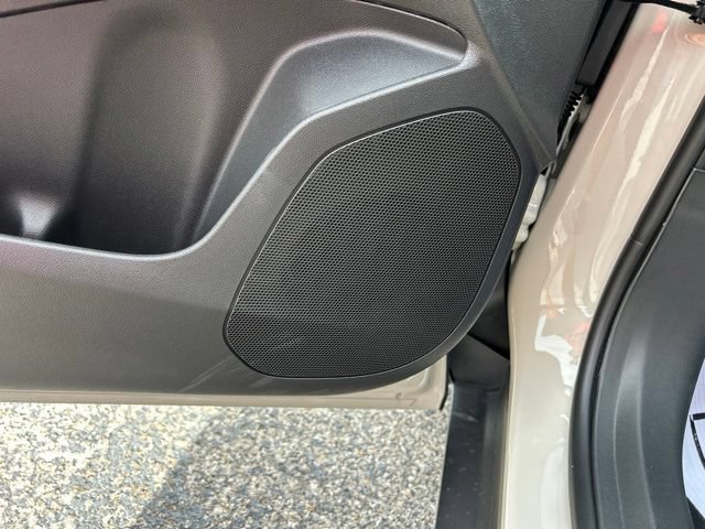 New 2026 Chevrolet Trax RS w/ Sunroof Package FWD image 14