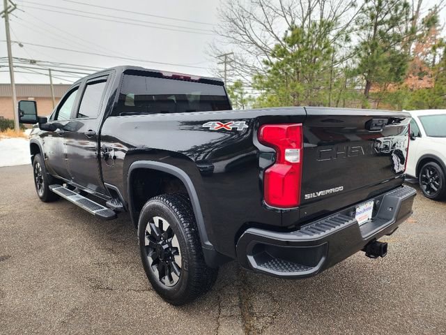 Used 2020 Chevrolet Silverado 2500 Custom w/ Custom Value Package image 3