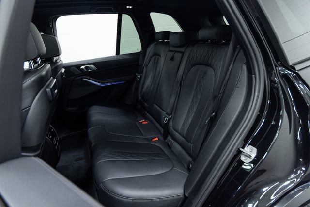 Used 2022 BMW X5 M50i AWD/4WD image 23