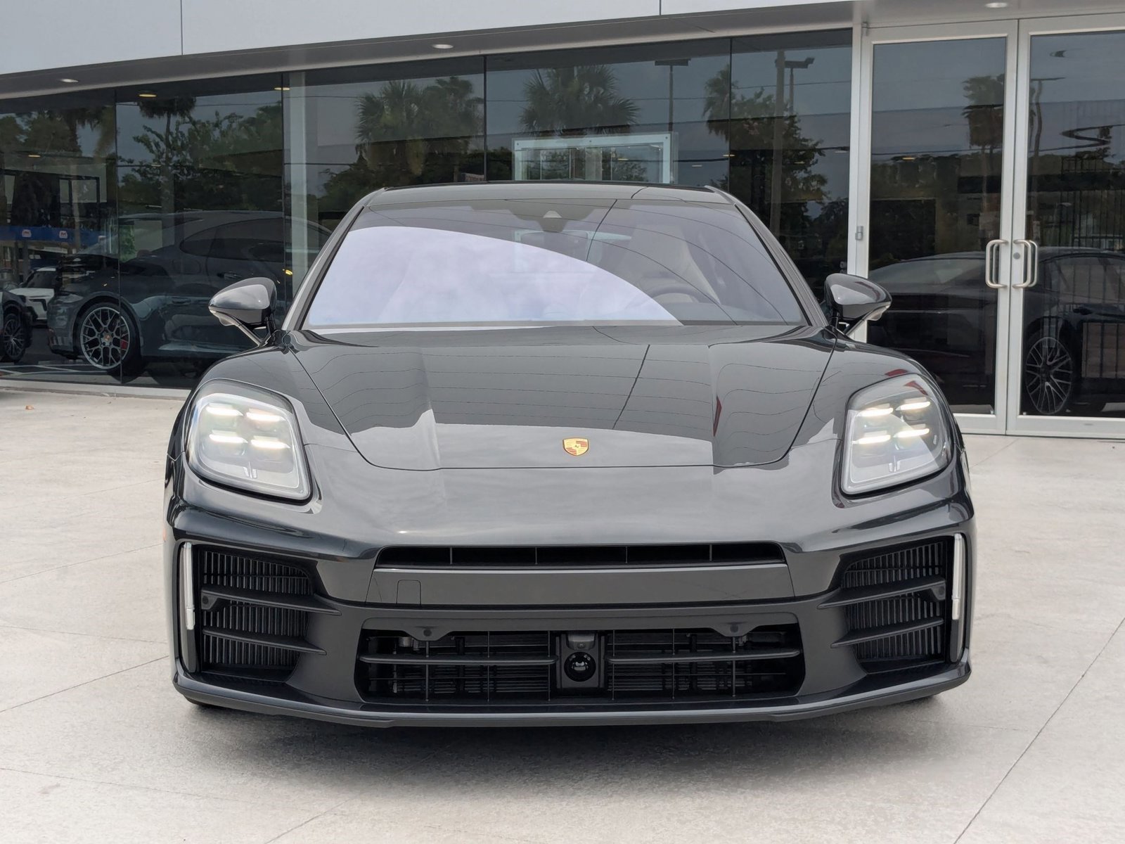 New 2025 Porsche Panamera image 6