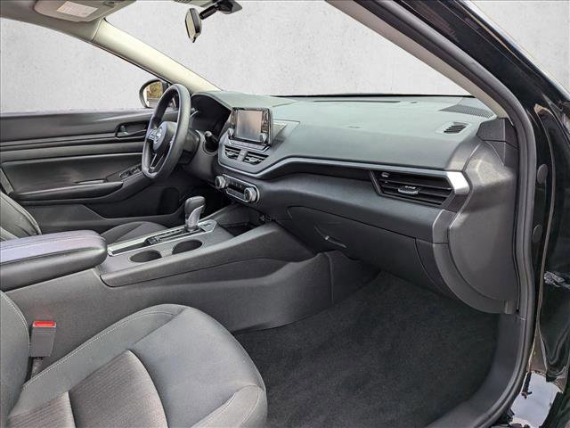 Used 2023 Nissan Altima 2.5 S FWD image 19