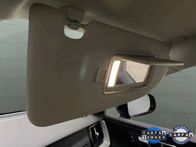 Used 2025 Volvo XC60 B5 Plus image 52