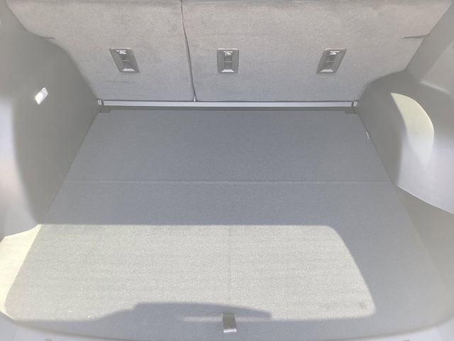 New 2026 Chevrolet Equinox LT w/ Safety and Technology Package FWD image 5