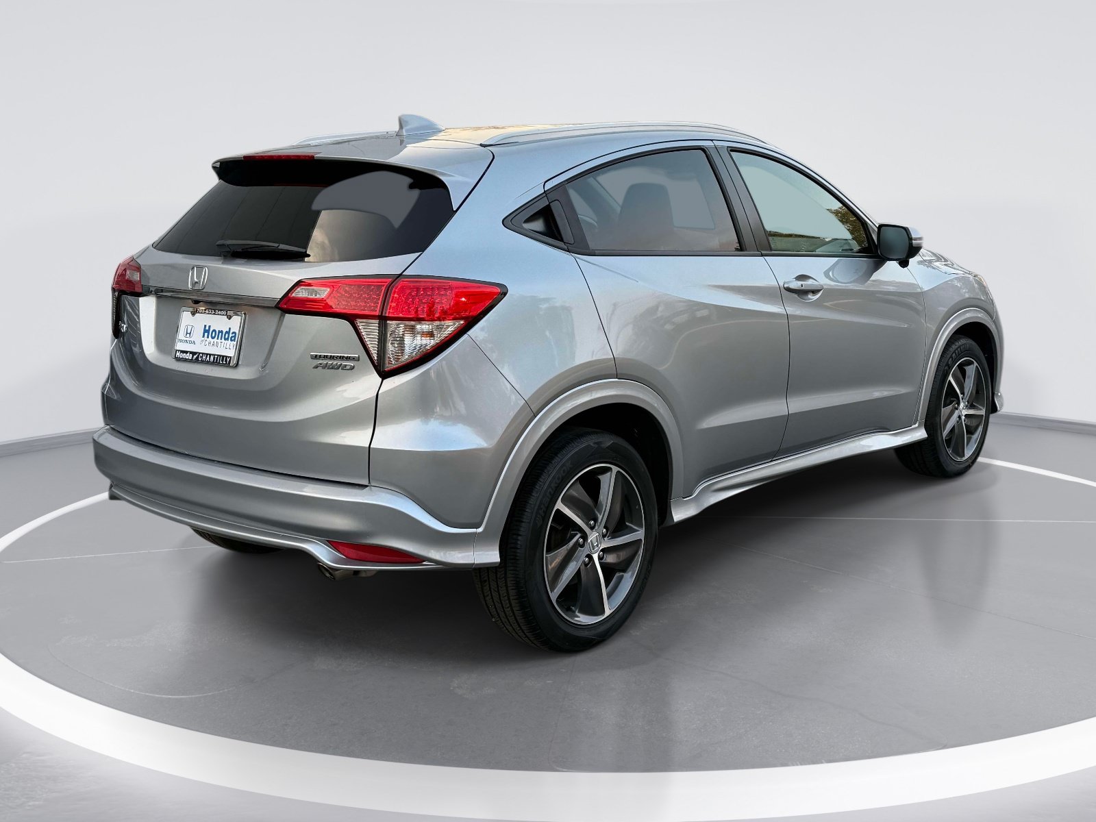 Used 2020 Honda HR-V Touring image 2
