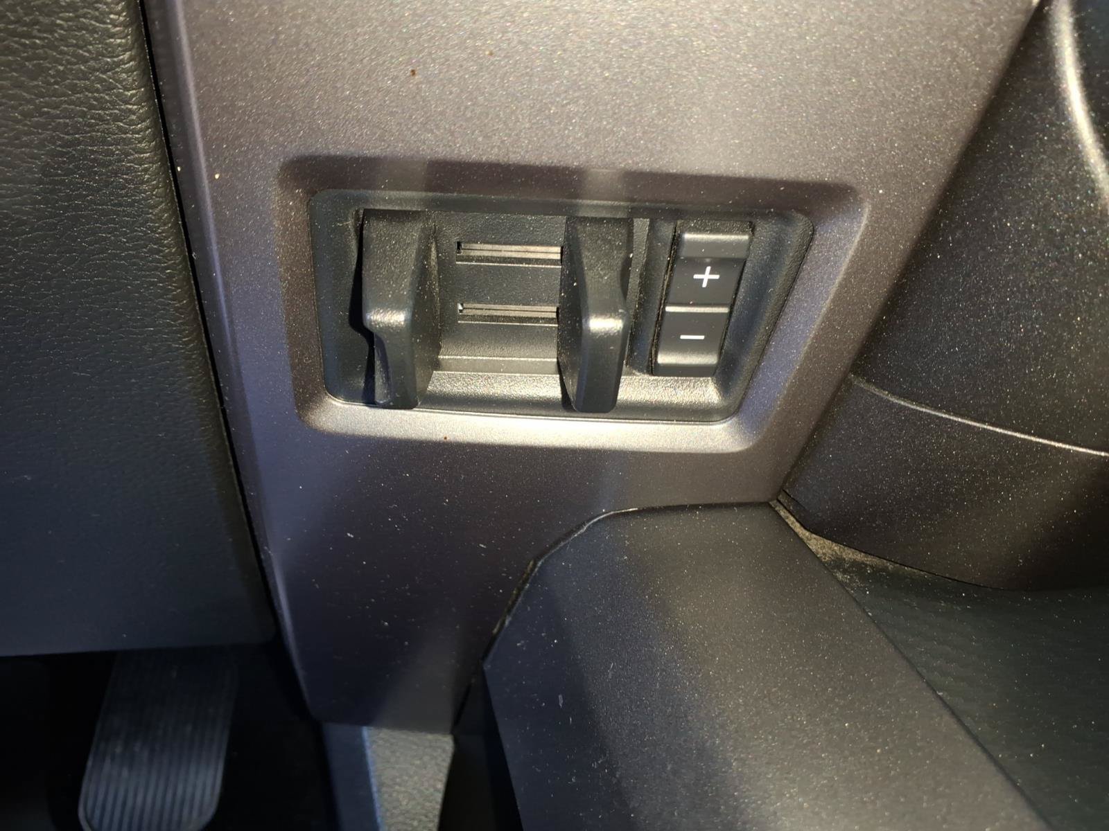 Used 2019 Ford F150 XLT w/ Equipment Group 302A Luxury AWD/4WD image 23