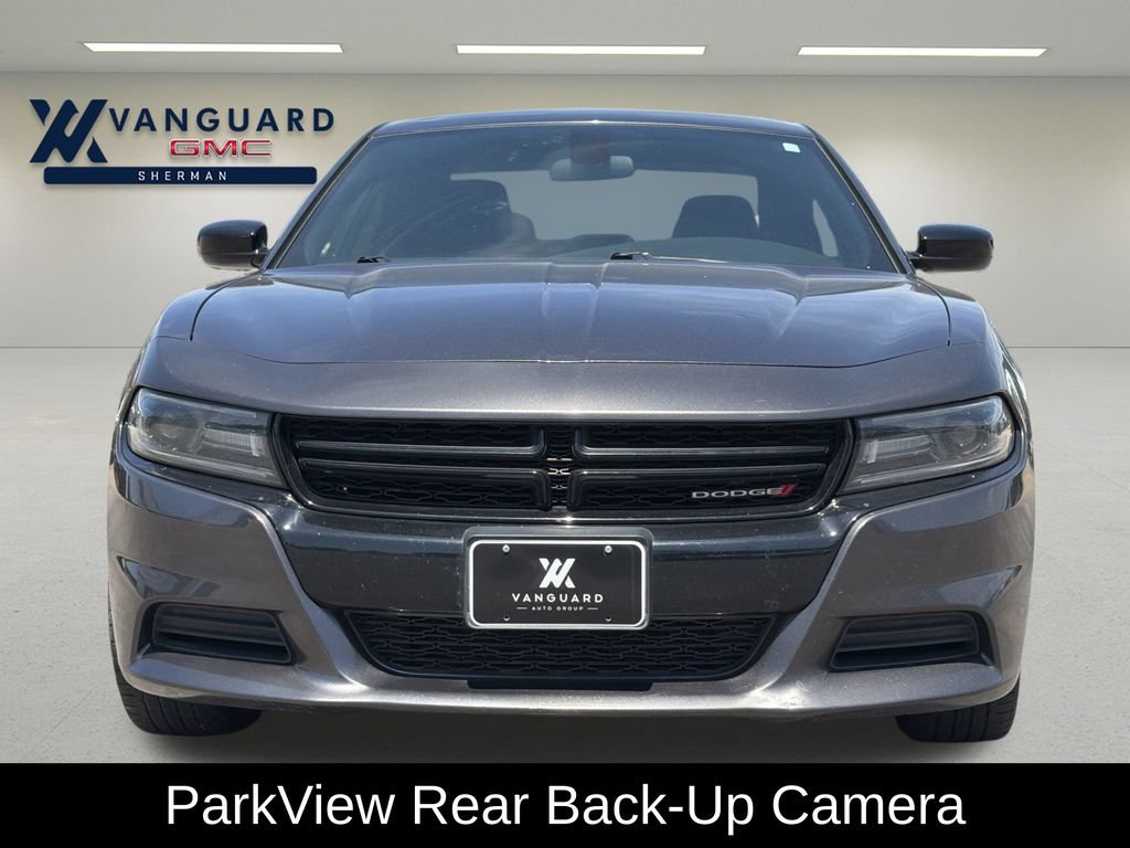 Used 2019 Dodge Charger SXT w/ Blacktop Package RWD image 3