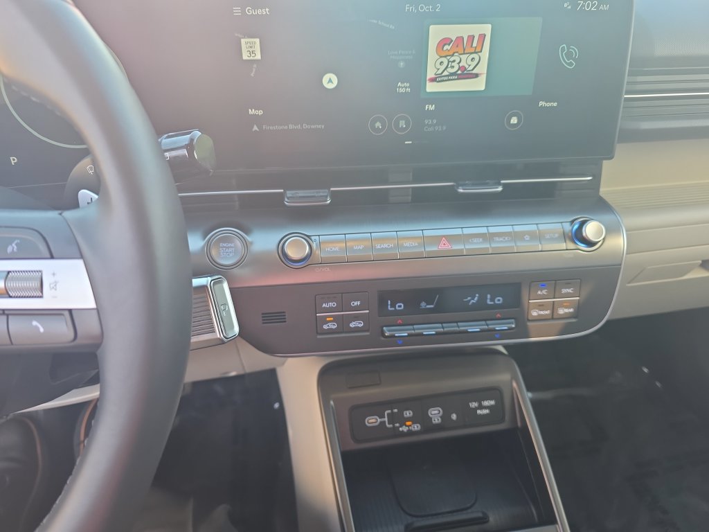 Used 2025 Hyundai Kona SEL FWD image 16