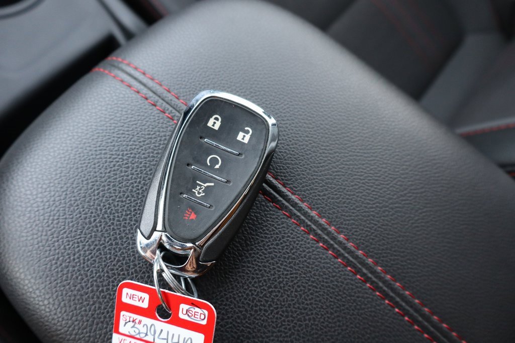 Used 2024 Chevrolet Equinox RS image 32