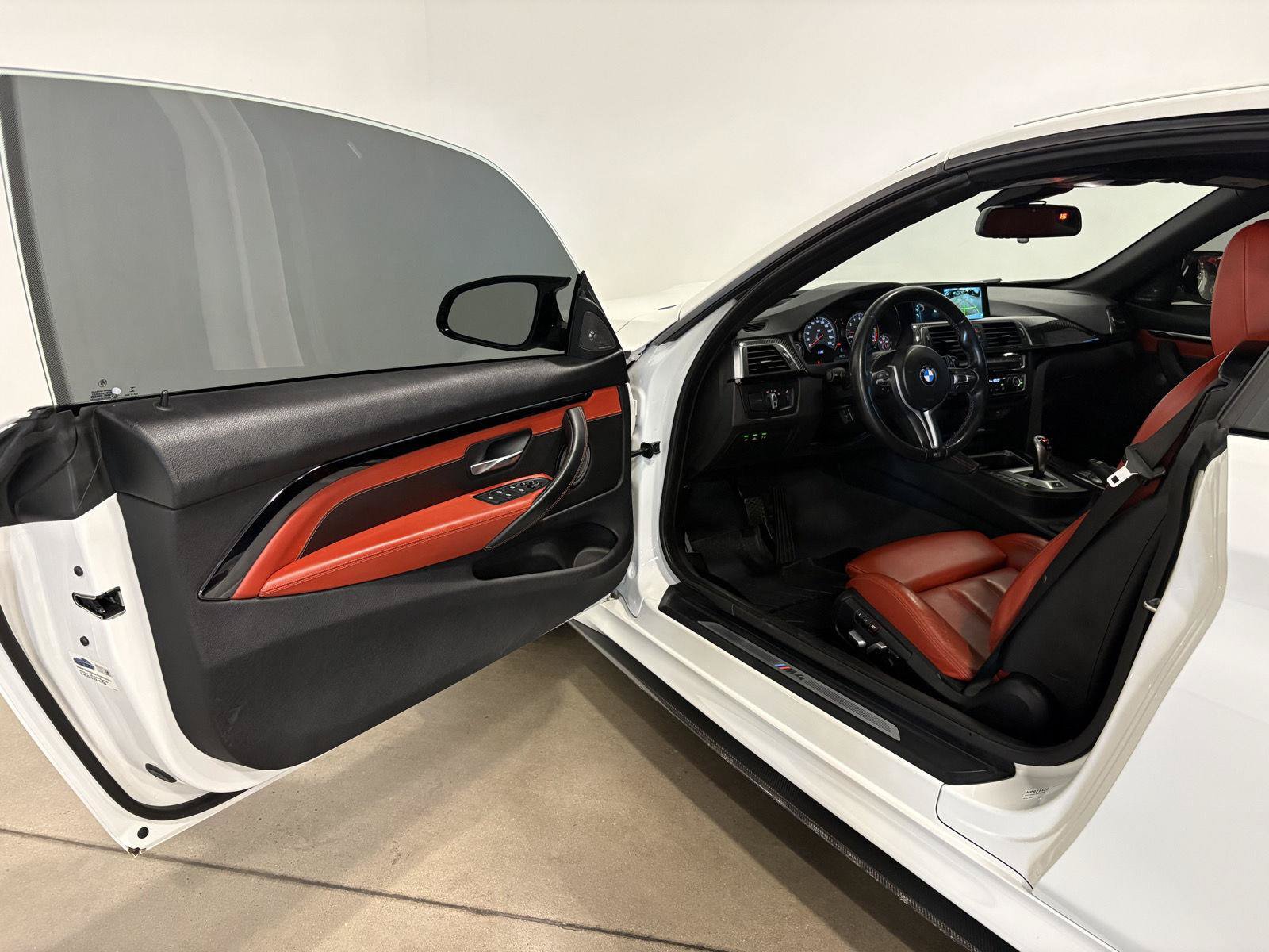 Used 2017 BMW M4 Convertible RWD image 17