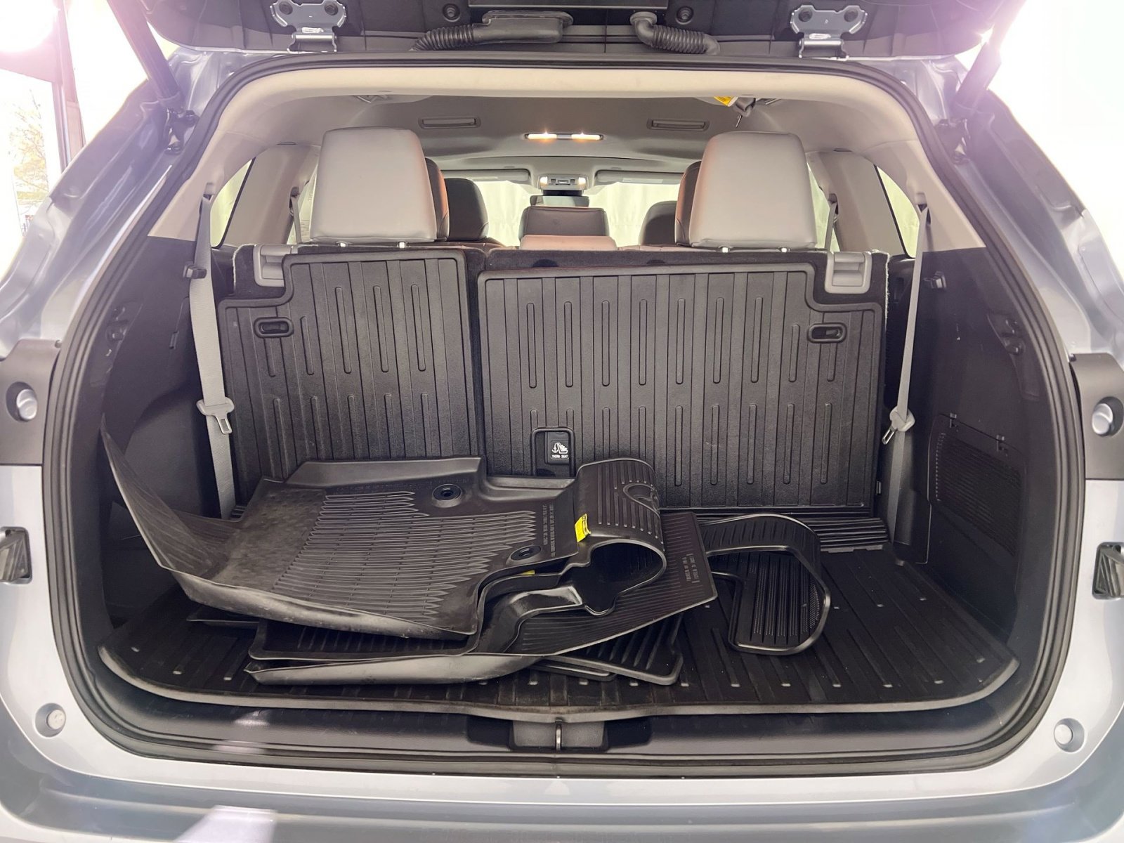 Used 2023 Toyota Highlander XLE image 21