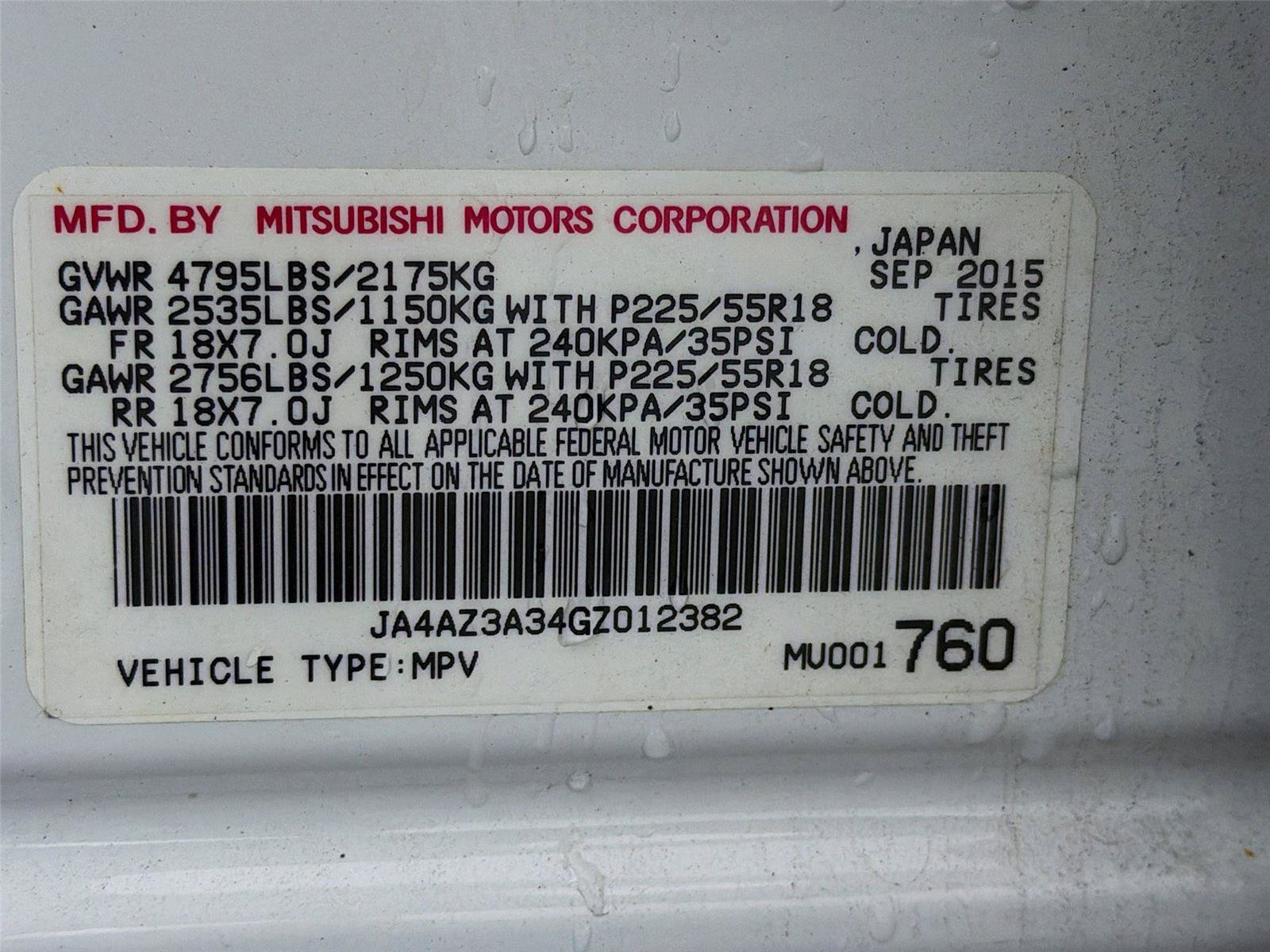 Used 2016 Mitsubishi Outlander SEL AWD/4WD image 36