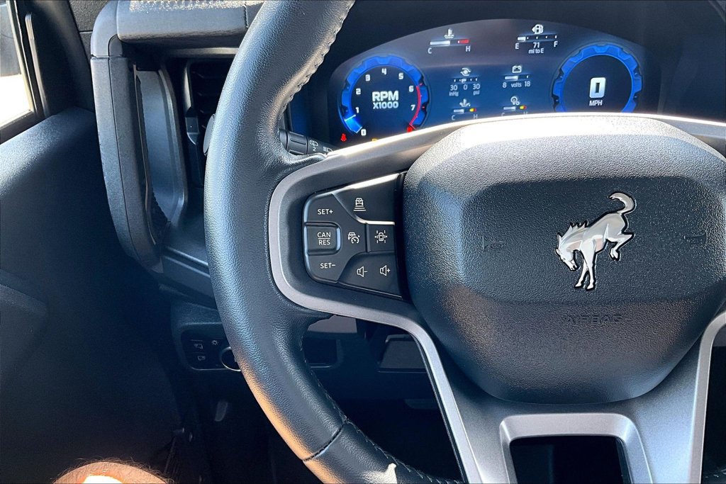 Certified 2025 Ford Bronco Badlands AWD/4WD image 18