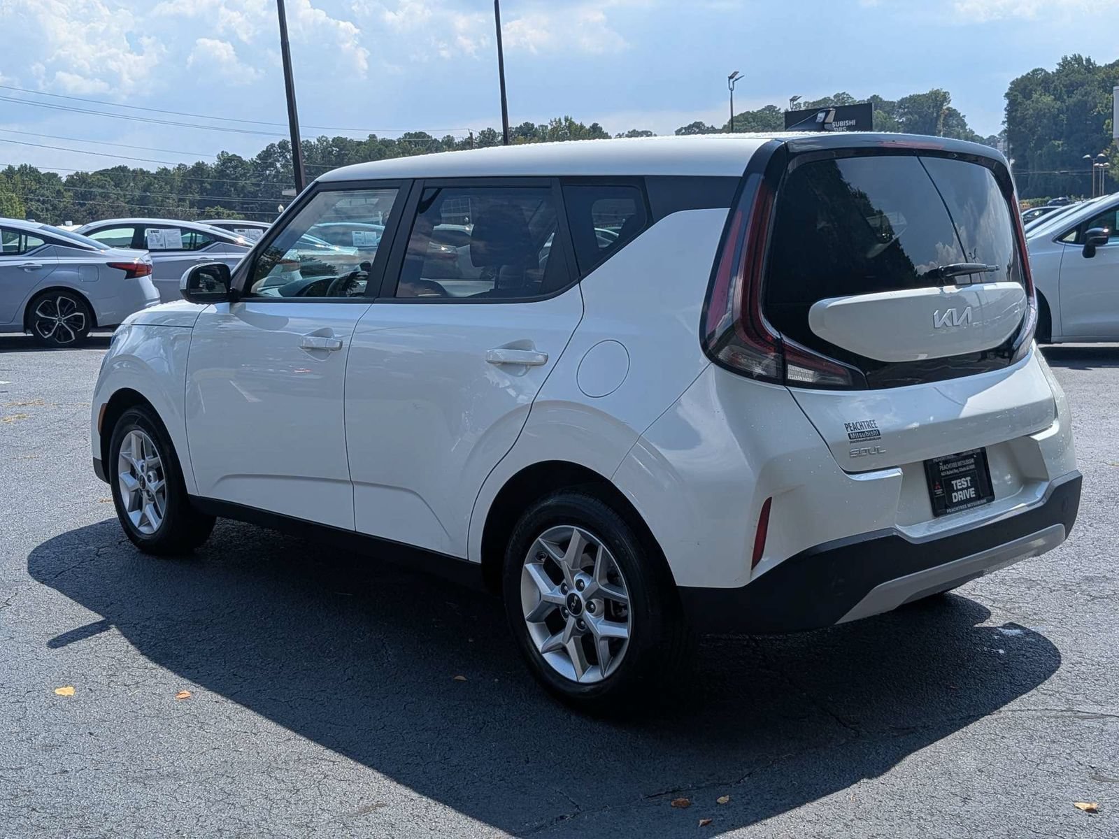 Used 2024 Kia Soul LX w/ Option Group 015 FWD image 6