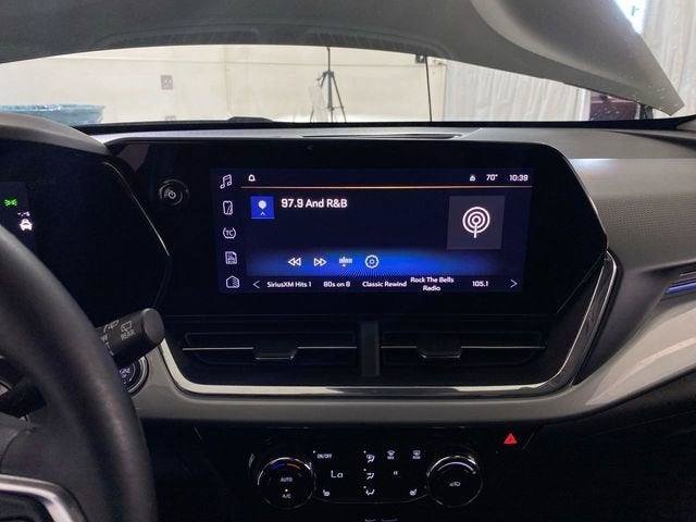 Used 2024 Chevrolet Trax LT w/ Driver Confidence Package FWD image 44