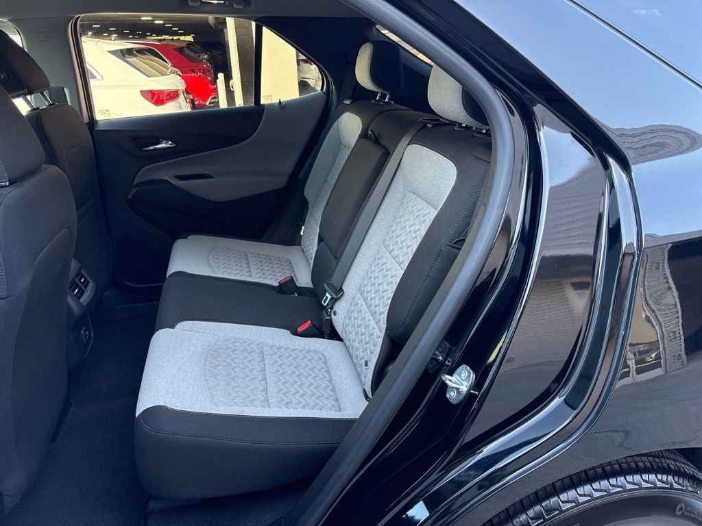 Used 2024 Chevrolet Equinox LS w/ LS Convenience Package image 14