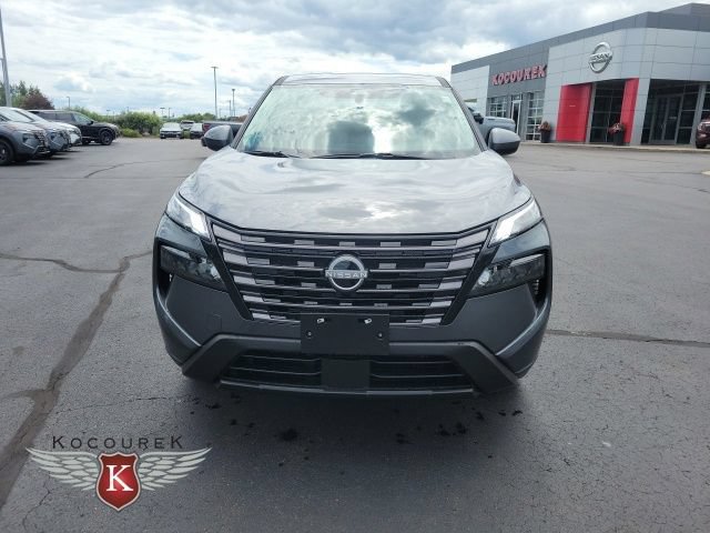 New 2026 Nissan Rogue SV w/ Cold Weather Package AWD/4WD image 2