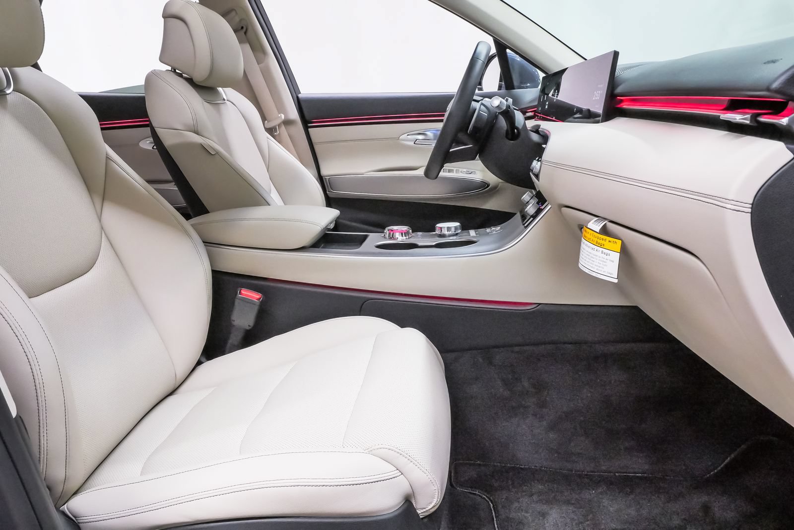 Certified 2026 Genesis GV70 2.5T Select AWD/4WD image 14