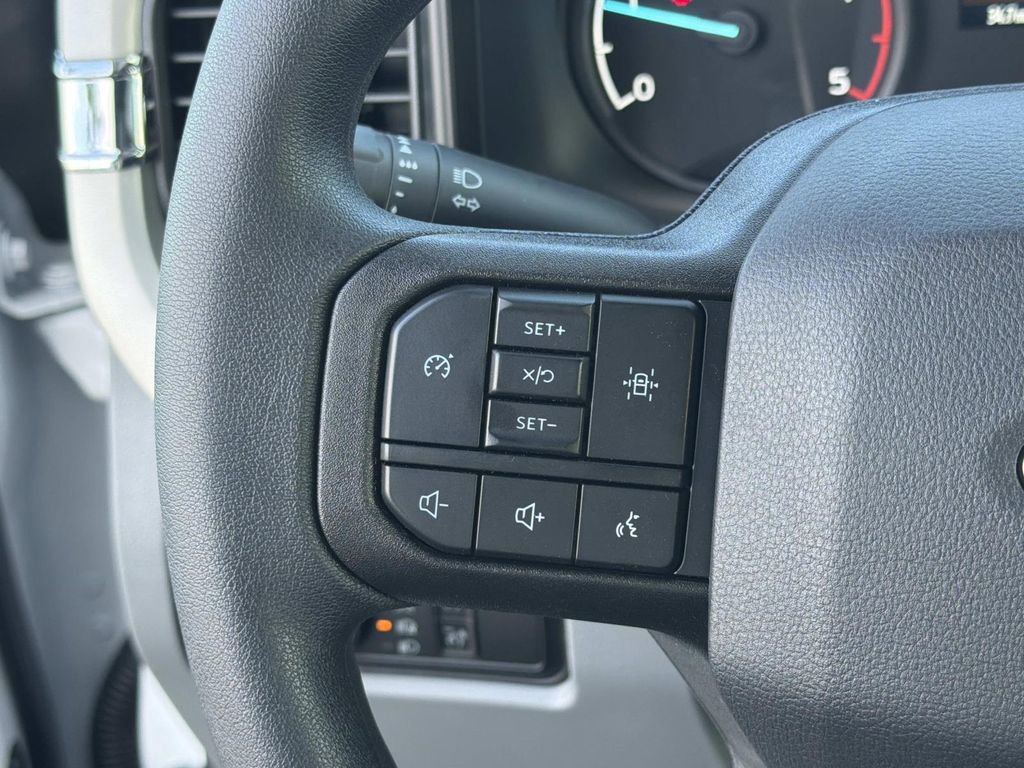 New 2026 Ford F450 XL w/ XL Chrome Package image 9