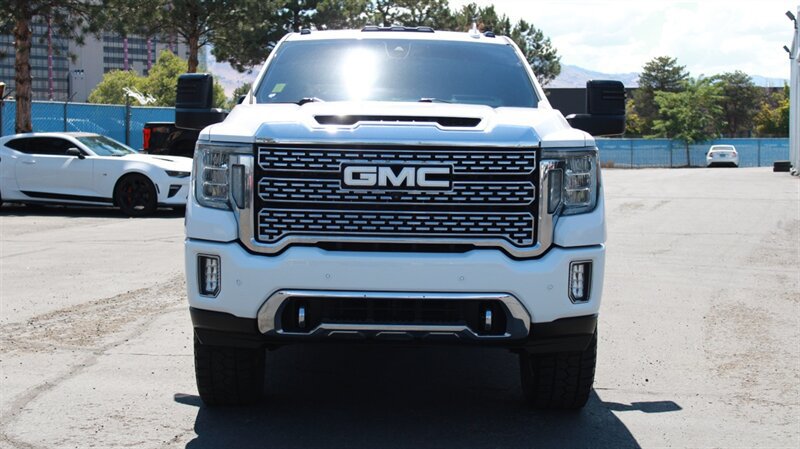 Used 2020 GMC Sierra 2500 Denali w/ Denali Ultimate Package AWD/4WD image 7