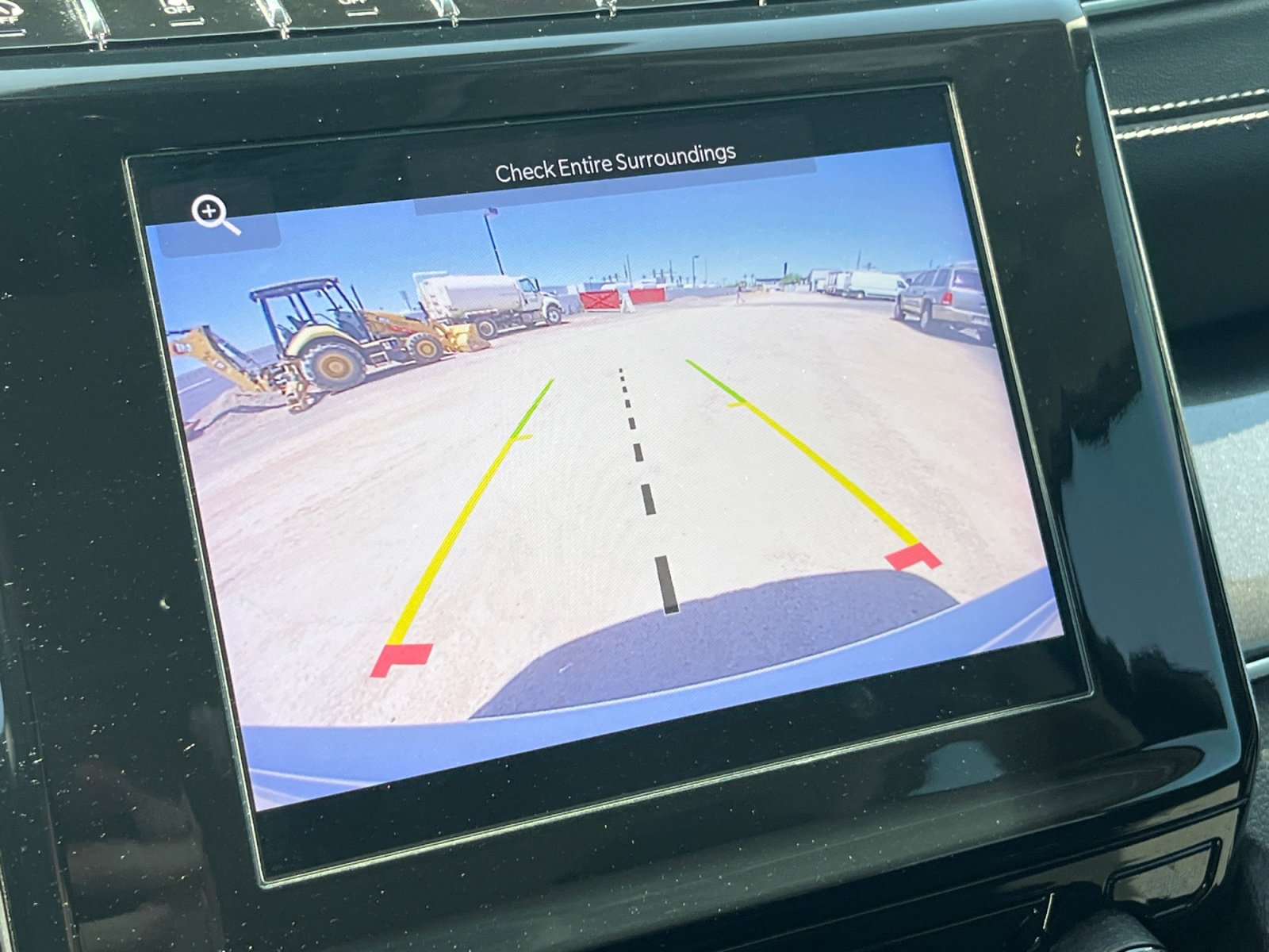 Used 2023 Jeep Grand Cherokee Laredo w/ Trailer Tow Prep Group (B) RWD image 24