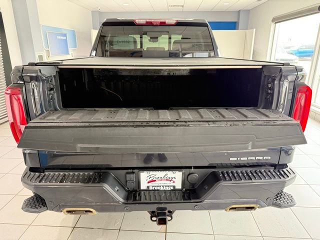 Used 2023 GMC Sierra 1500 Denali Ultimate image 8