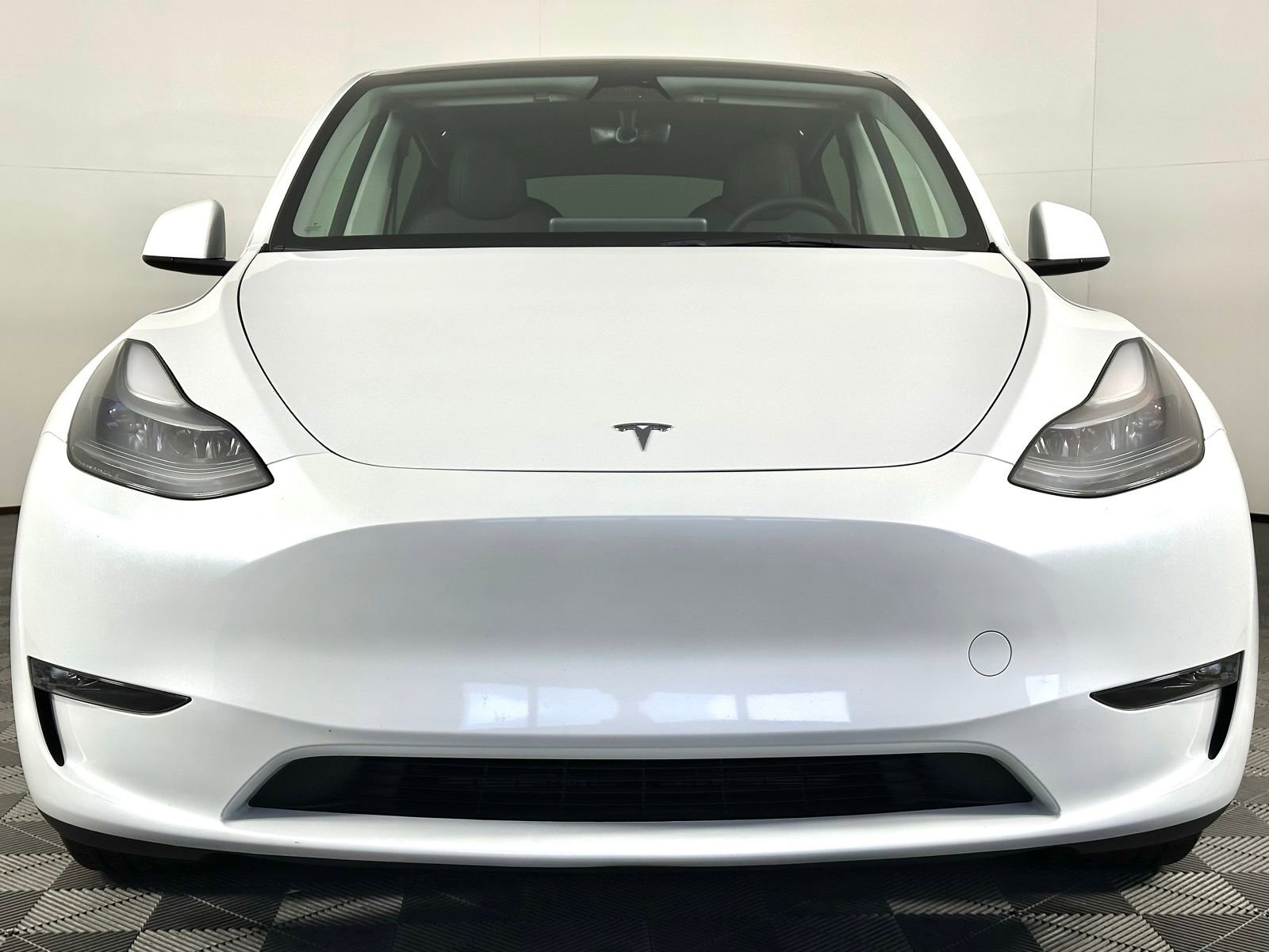 Used 2023 Tesla Model Y Long Range image 21