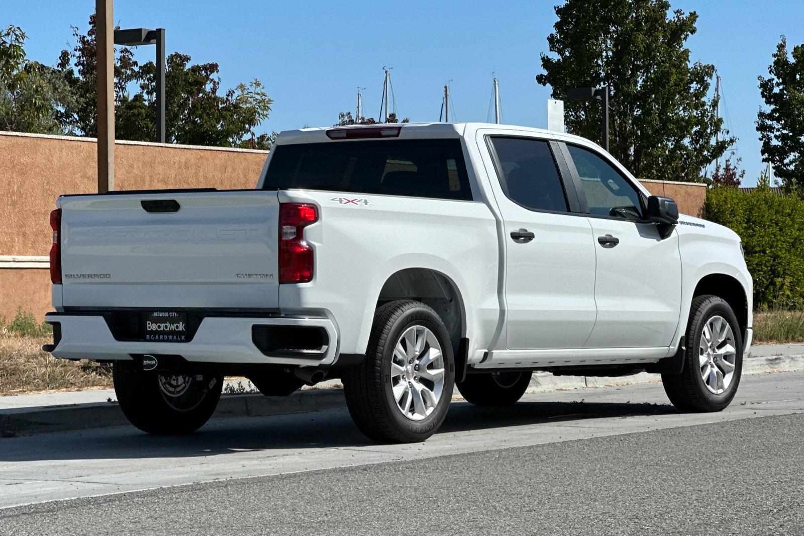 New 2026 Chevrolet Silverado 1500 Custom AWD/4WD image 4