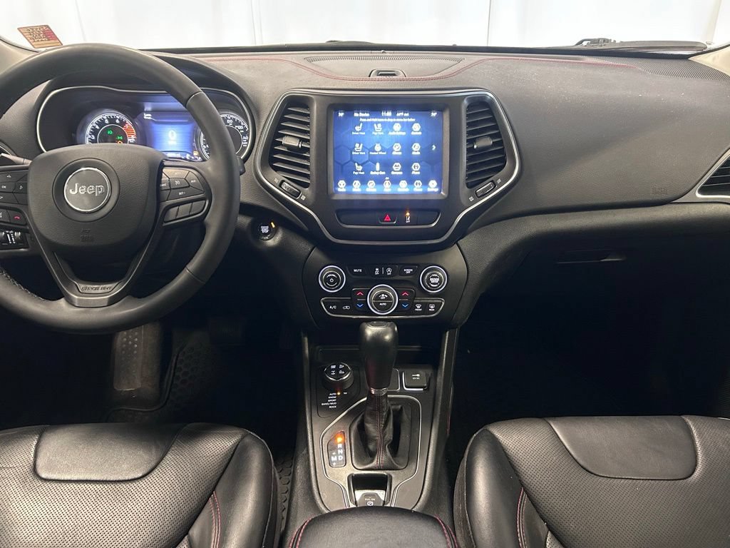 Used 2022 Jeep Cherokee Trailhawk w/ Premium Leather Package AWD/4WD image 13