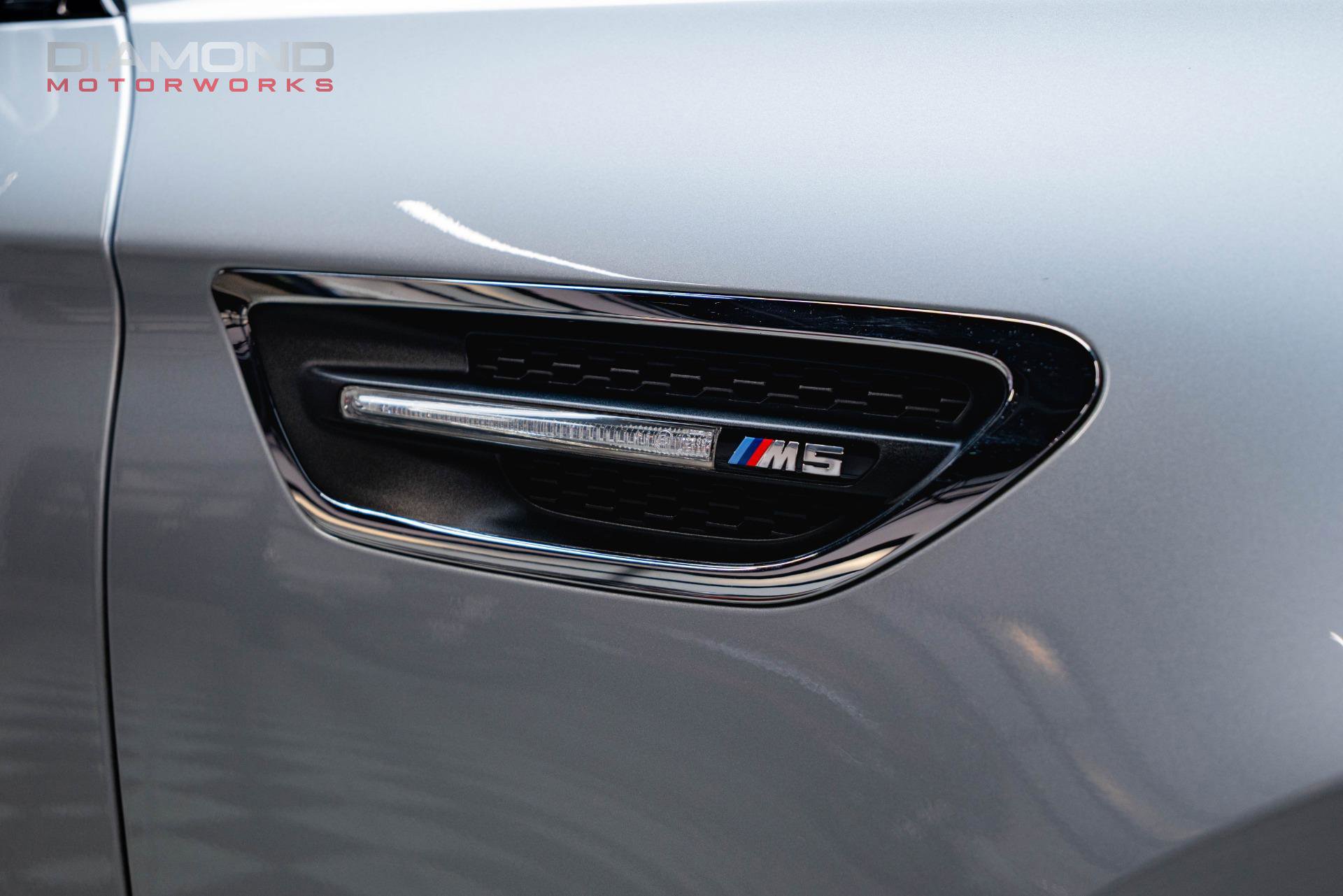 Used 2015 BMW M5 image 47
