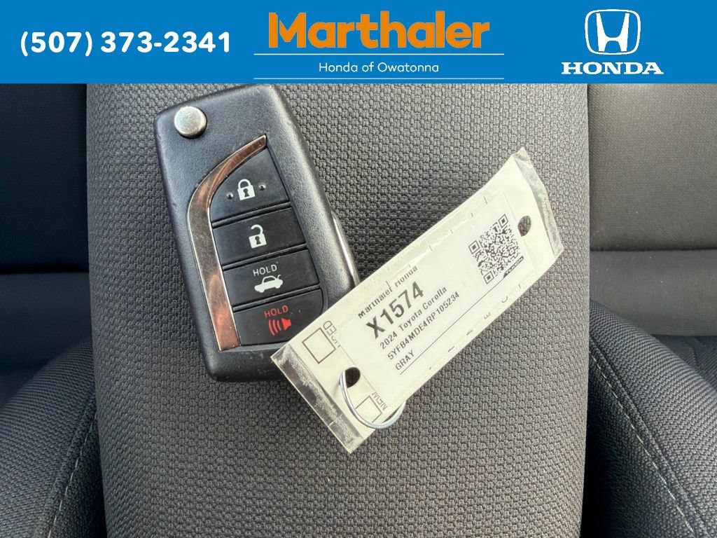 Used 2024 Toyota Corolla LE FWD image 26