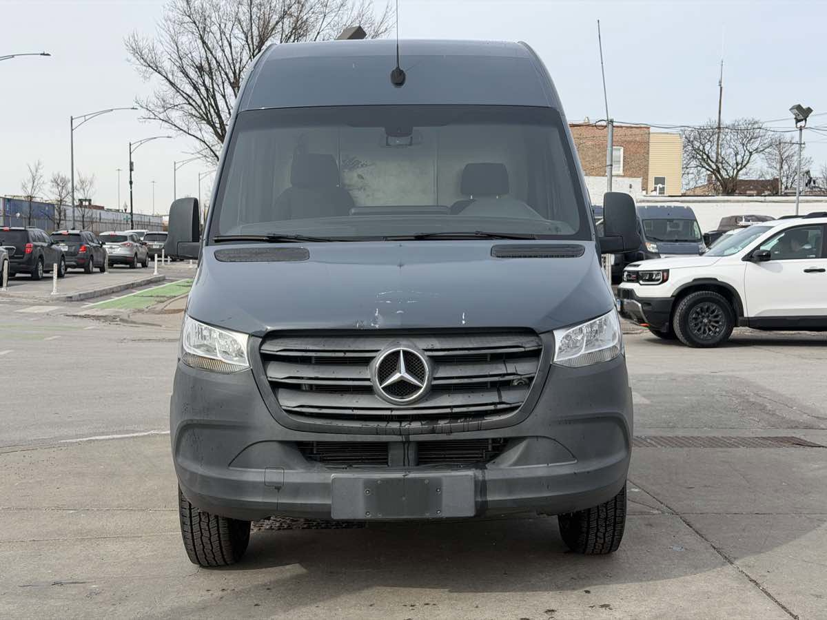 Used 2019 Mercedes-Benz Sprinter 144 image 2