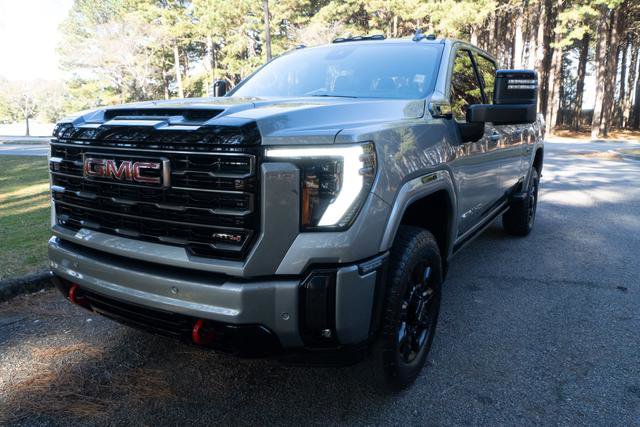 Used 2024 GMC Sierra 2500 AT4 w/ AT4 Premium Plus Package image 7