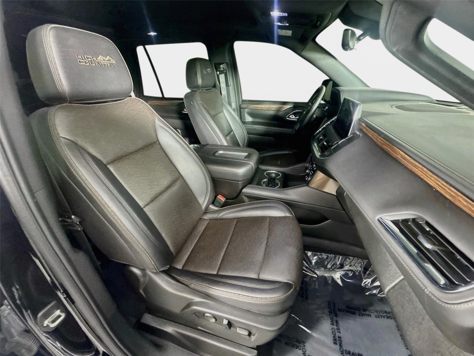 Used 2023 Chevrolet Tahoe High Country AWD/4WD image 31