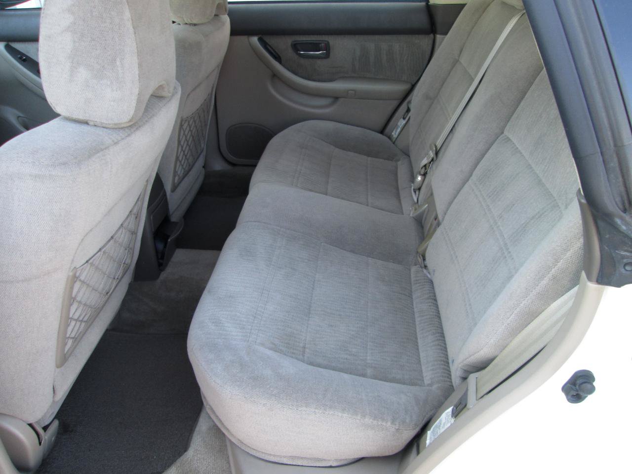 Used 2001 Subaru Outback Wagon AWD/4WD image 22