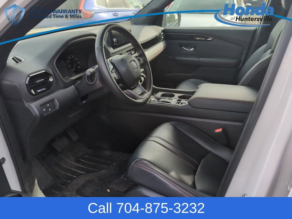 Used 2024 Honda Pilot TrailSport image 13