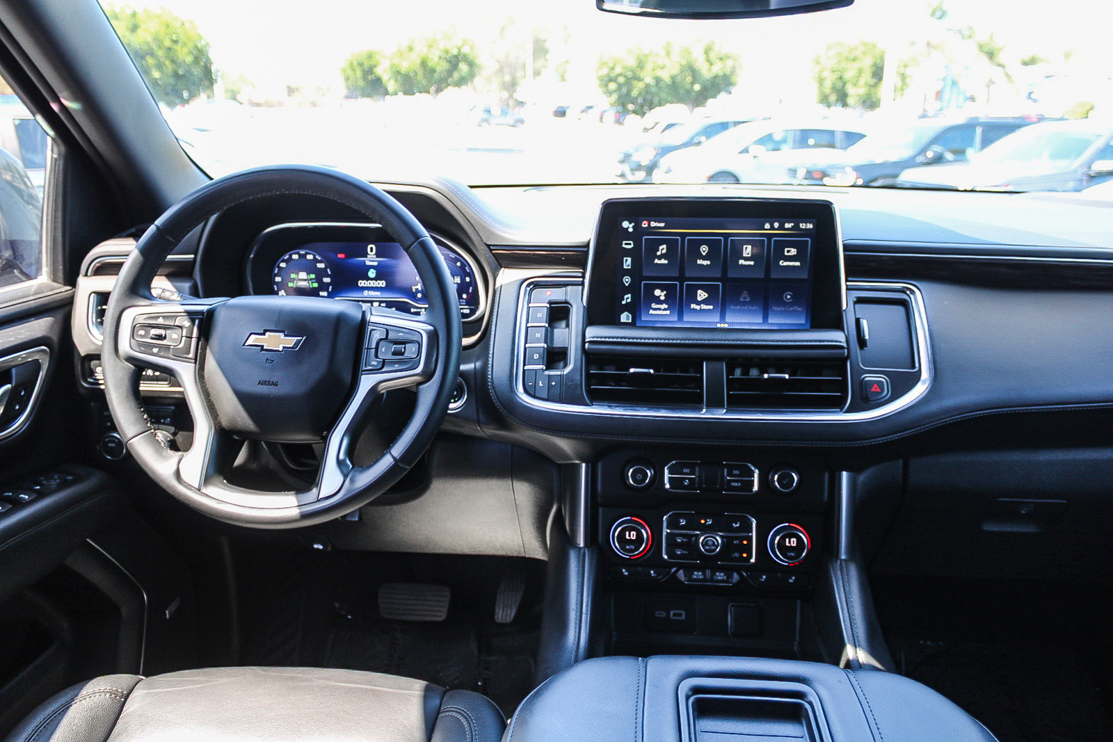 Used 2024 Chevrolet Tahoe LT AWD/4WD image 14
