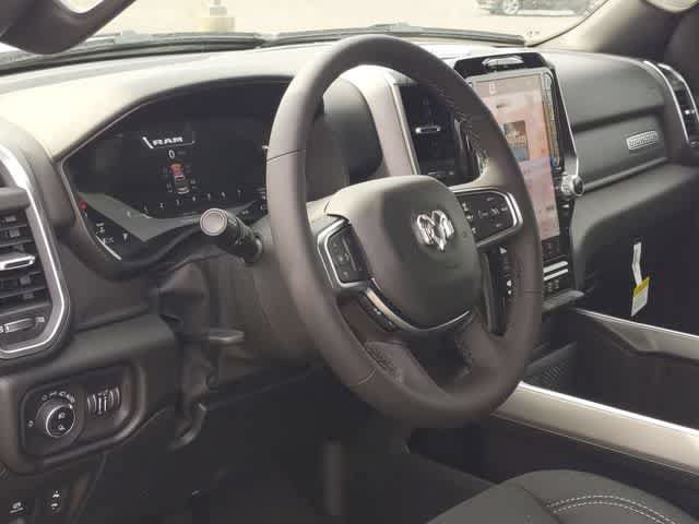 Used 2025 RAM 1500 Big Horn AWD/4WD image 10